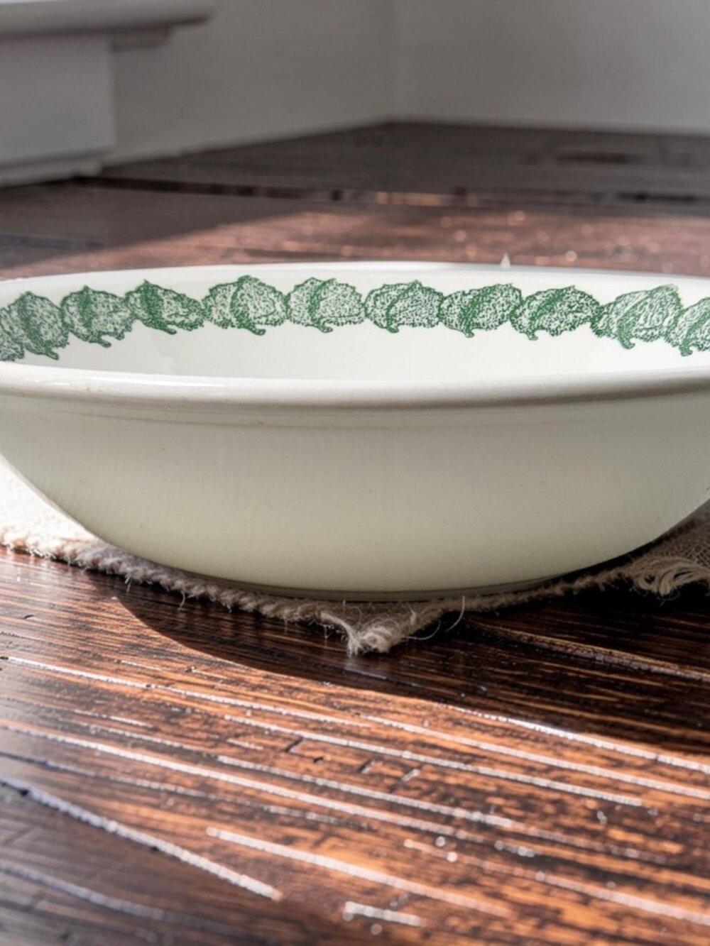 Vintage 1983 Royal China Spinach Salad Recipe Ceramic Bowl 11.75"